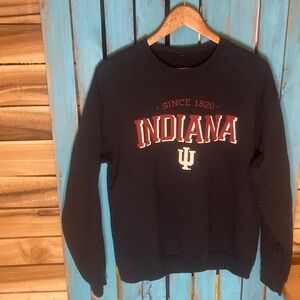 Indiana University crewneck sweatshirt size Medium black red white